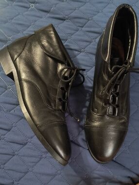 Prima Royale Vintage Black Leather Lace-Up Ankle Boots